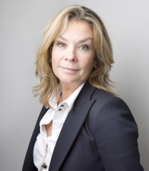 Image showing a portrait photo of Basildon Council Deputy Chief Executive: Mandie Skeat