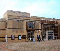 Image - Towngate Theatre front exterior