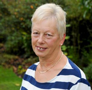 Decorative photo image showing Basildon Hero - Lynn Wilson